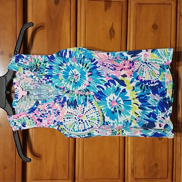 🔥🔥Lilly Pulitzer blouse with koozie - Picture 2 of 10